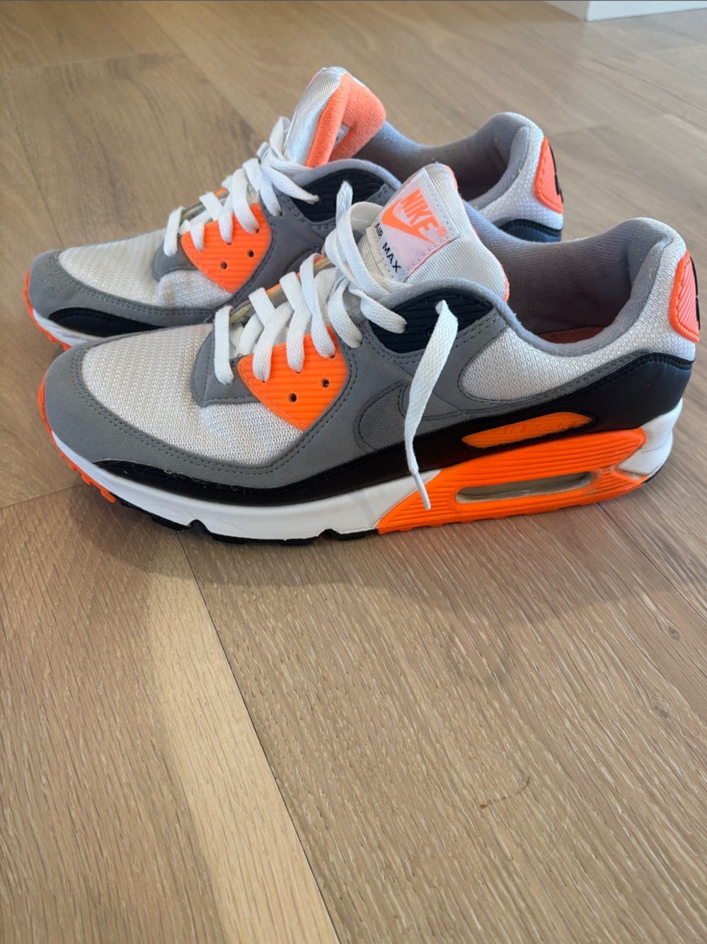 Nike Air Max 90 Total Orange Men’s 11.5 Total Orange Sneaker Classic
